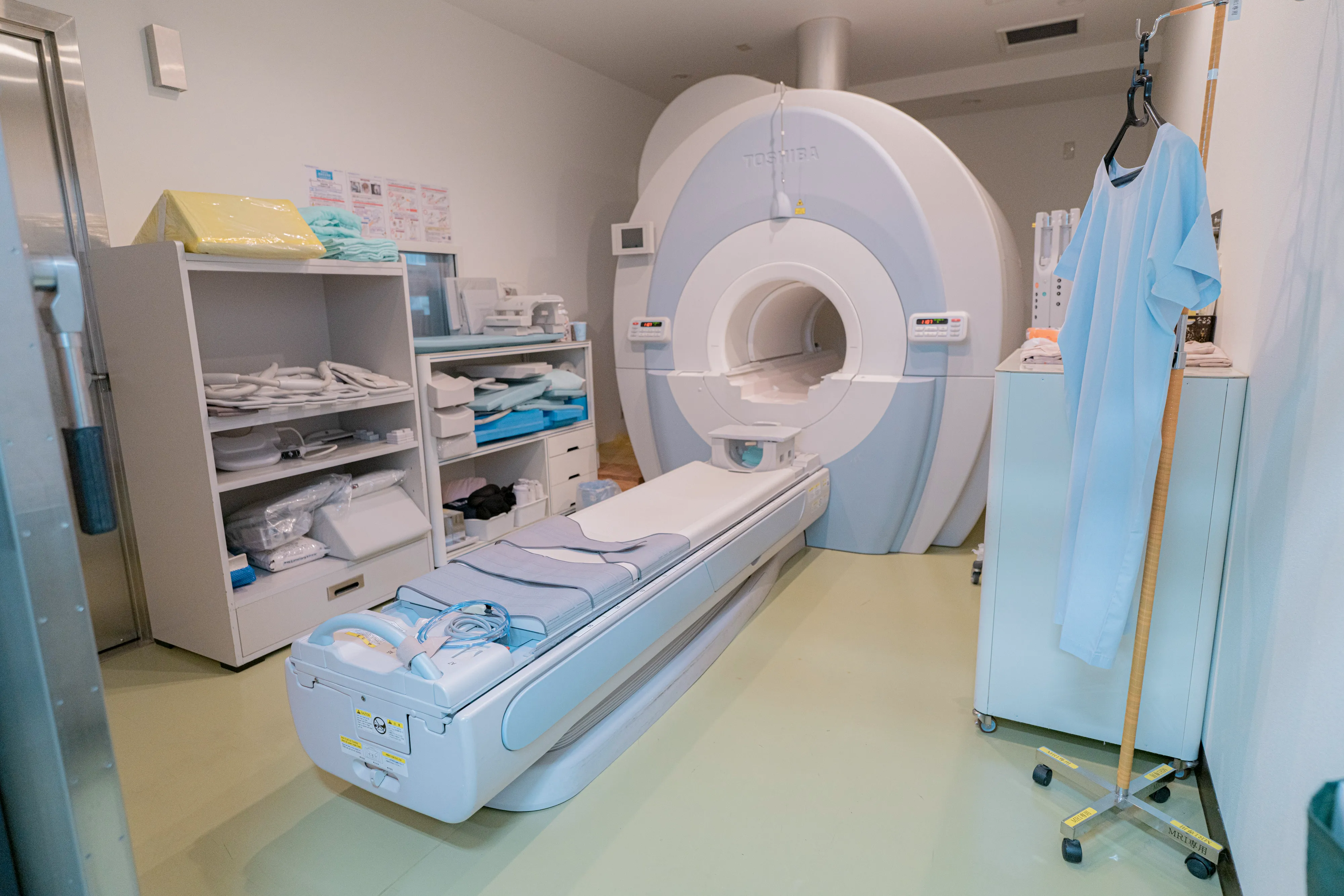 東芝 Vantage Atlas 1.5テスラ MRI