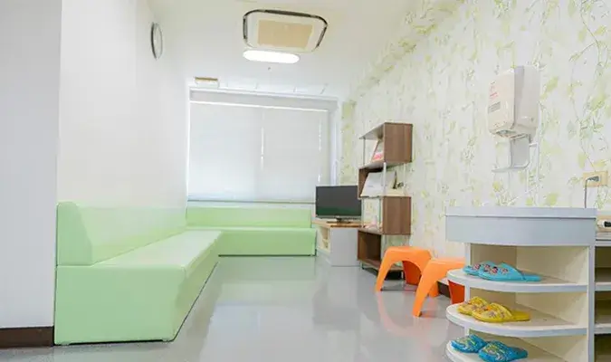 歯科・口腔外科の待合室